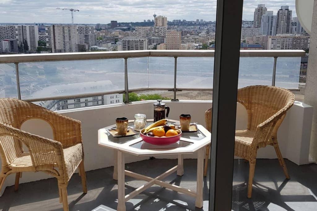 Appartamento Beau Studio Rénové 30m2 Balcon Vue Paris+parking *